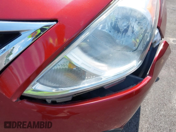2017 Nissan Versa SV z VIN 3N1CN7AP8HL855727, wystawiony jako IAAI lot #42212882 z przebiegiem 132 696 mil mil oraz . Historia ofert i sprzedaży dostępna na DreamBid. Obrazek 12.