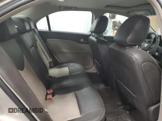 2010 Mercury Milan Premier z VIN 3MEHM0CG8AR655281, wystawiony jako Copart lot #87126464 z przebiegiem 128 760 mil mil oraz Czysty tytuł • Clean title. Historia ofert i sprzedaży dostępna na DreamBid. Obrazek 10.