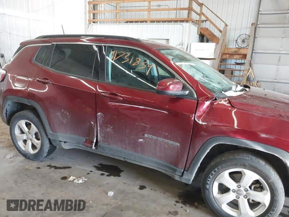 2021 Jeep Compass Altitude z VIN 3C4NJDBB0MT552227, wystawiony jako IAAI lot #41731839 z przebiegiem 34 453 mil mil oraz . Historia ofert i sprzedaży dostępna na DreamBid. Obrazek 6.