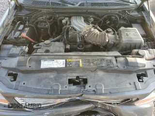 2002 Ford F-150 Harley Davidson with VIN 1FTRW07332KE04049, listed as a Copart auction lot 84742654 with 287,346 mi miles and Salvage Title. Bid and sale history available at carsss.com. Image 11.