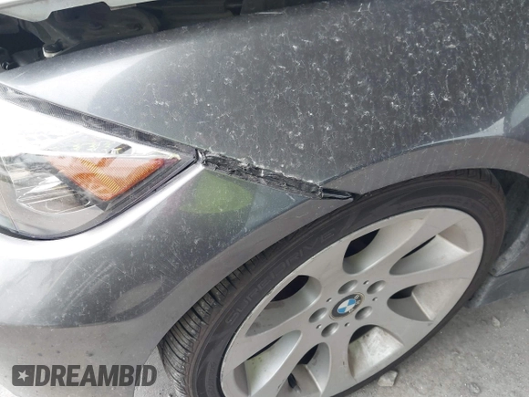 2006 BMW 3 Series 330i with VIN WBAVB33576PS16949, listed as a IAAI auction lot 42557562 with 202,897 mi miles and . Bid and sale history available at DreamBid. Image 12.