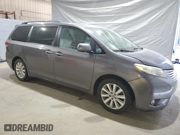 2012 Toyota Sienna XLE с VIN 5TDDK3DC5CS037368, выставлен на аукционе Copart как лот 49626985 с пробегом 164 431 миль миль и Списание • Salvage title. История ставок и продаж доступна на DreamBid. Изображение 4.
