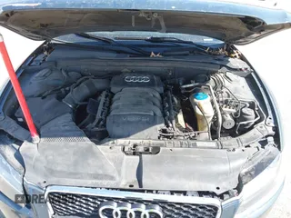 2009 Audi A5 z VIN WAUDK78T09A017324, wystawiony jako IAAI lot #41792872 z przebiegiem 212 612 mil mil oraz . Historia ofert i sprzedaży dostępna na DreamBid. Obrazek 10.
