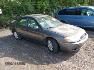 2005 Ford Taurus SEL z VIN 1FAHP56S35A182465, wystawiony jako IAAI lot #42528498 z przebiegiem Nie podano mil oraz . Historia ofert i sprzedaży dostępna na DreamBid. Obrazek 1.