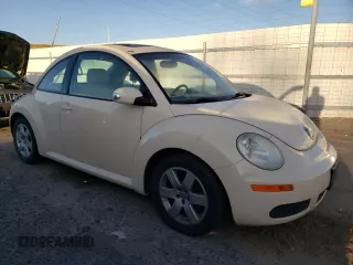 2007 Volkswagen New Beetle Coupe with VIN 3VWRW31C37M506622, listed as a Copart auction lot 77896784 with 129,953 mi miles and Non Repairable. Bid and sale history available at carsss.com. Image 4.