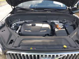 2024 Volvo XC90 Plus с VIN YV4H60LEXR1245014, выставлен на аукционе IAAI как лот 42161764 с пробегом 5 701 миль миль и . История ставок и продаж доступна на DreamBid. Изображение 10.