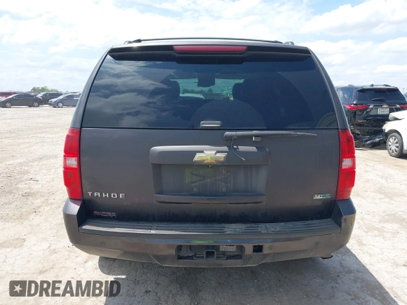 2011 Chevrolet Tahoe LT with VIN 1GNSCBE04BR205993, listed as a IAAI auction lot 42481654 with 272,265 mi miles and . Bid and sale history available at DreamBid. Image 16.