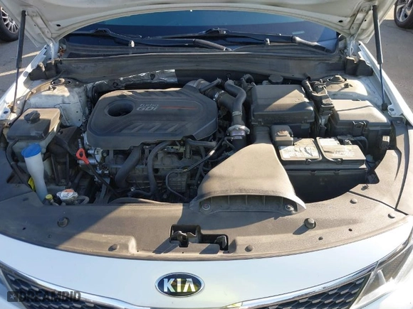 2016 Kia Optima SXL Turbo with VIN 5XXGV4L2XGG050949, listed as a IAAI auction lot 41448085 with 119,850 mi miles. Bid and sale history available at carsss.com. Image 10.