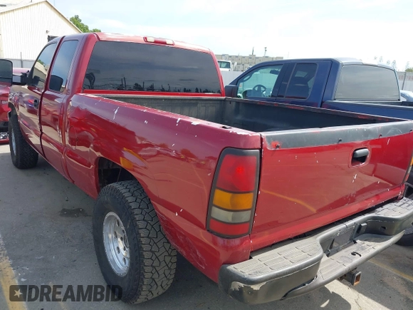 2002 Chevrolet Silverado 1500 LT with VIN 2GCEK19T321107487, listed as a IAAI auction lot 41977474 with 218,793 mi miles. Bid and sale history available at carsss.com. Image 3.