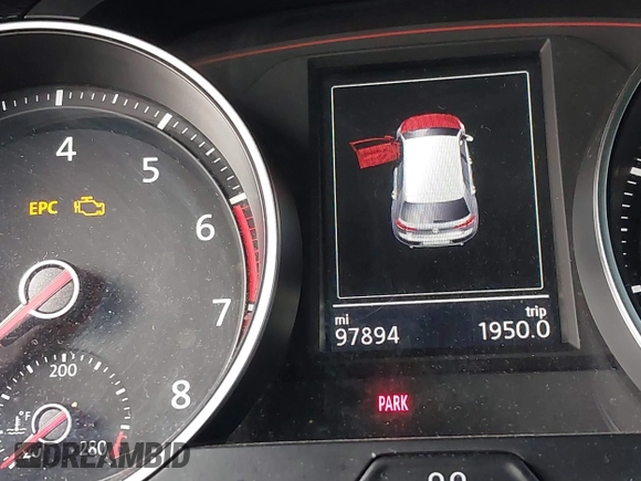 2015 Volkswagen Golf GTI SE with VIN 3VW5T7AU5FM102579, listed as a IAAI auction lot 41131577 with 97,894 mi miles. Bid and sale history available at carsss.com. Image 16.