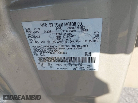 2007 Ford F-150 XL with VIN 1FTRF12217NA44838, listed as a IAAI auction lot 41775260 with 227,689 mi miles. Bid and sale history available at carsss.com. Image 9.