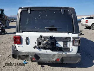 2022 Jeep Wrangler Unlimited Rubicon with VIN 1C4JJXR63NW206144, listed as a Copart auction lot 47234895 with 5,876 mi miles and Salvage title. Bid and sale history available at DreamBid. Image 6.