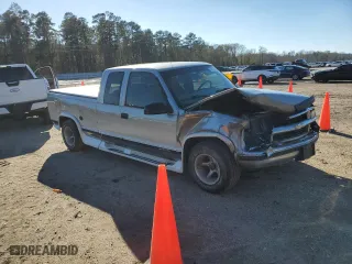1998 Chevrolet C/K 1500 with VIN 2GBEC19R0W1219207, listed as a Copart auction lot 41617415 with 1,687,494 mi miles and Salvage Title. Bid and sale history available at carsss.com. Image 4.