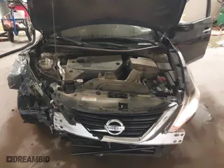 2018 Nissan Altima 2.5 SV with VIN 1N4AL3AP1JC276024, listed as a IAAI auction lot 41271383 with 121,088 mi miles. Bid and sale history available at carsss.com. Image 10.