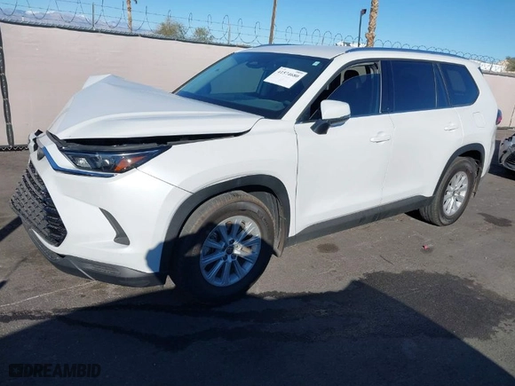 2024 Toyota Grand Highlander Hybrid XLE with VIN 5TDACAB55RS026565, listed as a IAAI auction lot 41574680 with 31,804 mi miles. Bid and sale history available at carsss.com. Image 2.