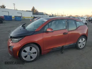 2014 BMW i3 with VIN WBY1Z2C57EV284491, listed as a Copart auction lot 88464365 with 0 mi miles and Salvage Title. Bid and sale history available at carsss.com. Image 1.