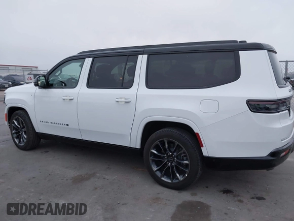 2024 Jeep Grand Wagoneer Series II with VIN 1C4SJSFP4RS161779, listed as a IAAI auction lot 41260382 with 11,832 mi miles and . Bid and sale history available at DreamBid. Image 15.