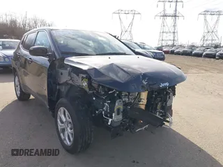2024 Jeep Compass Sport with VIN 3C4NJDAN0RT131983, listed as a IAAI auction lot 41628275 with 6,283 mi miles and . Bid and sale history available at DreamBid. Image 6.