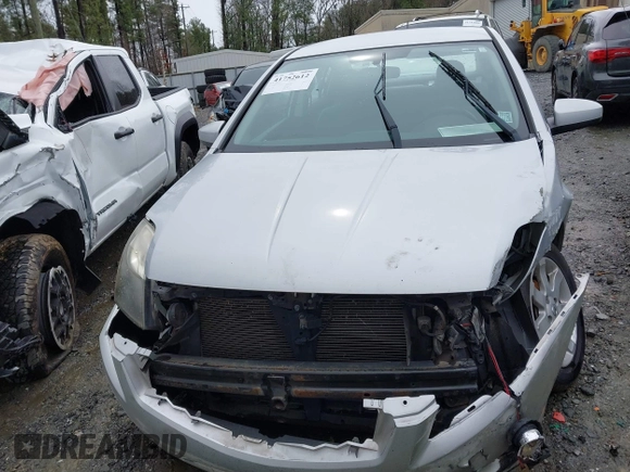 2011 Nissan Sentra SL with VIN 3N1AB6AP4BL640721, listed as a IAAI auction lot 41752612 with 144,509 mi miles and . Bid and sale history available at DreamBid. Image 11.