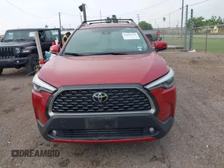 2022 Toyota Corolla Cross XLE с VIN 7MUDAAAG4NV032461, выставлен на аукционе IAAI как лот 41925376 с пробегом 18 602 миль миль и . История ставок и продаж доступна на DreamBid. Изображение 12.