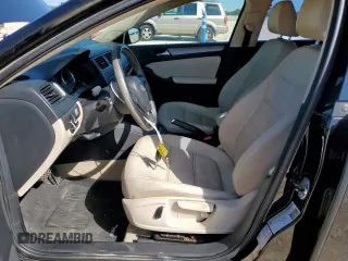 2013 Volkswagen Jetta TDI w/Premium z VIN 3VWLL7AJ7DM232096, wystawiony jako Copart lot #57265725 z przebiegiem 120 361 mil mil oraz Szkoda całkowita • Salvage title. Historia ofert i sprzedaży dostępna na DreamBid. Obrazek 7.