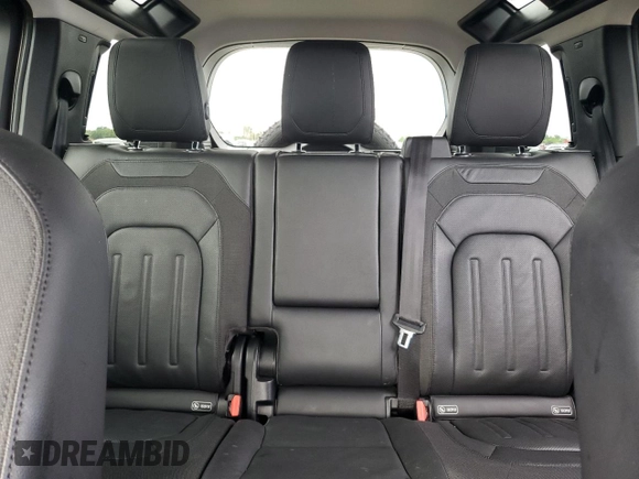2020 Land Rover Defender HSE with VIN SALE1EEU3L2004783, listed as a Copart auction lot 74007044 with Not provided miles and Non repairable. Bid and sale history available at DreamBid. Image 10.