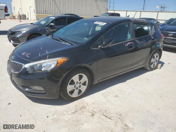 2016 Kia Forte 5-Door LX with VIN KNAFK5A89G5593762, listed as a Copart auction lot 48981265 with 0 mi miles and Salvage Title. Bid and sale history available at carsss.com. Image 1.
