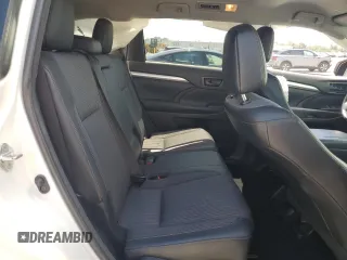 2018 Toyota Highlander LE z VIN 5TDBZRFH4JS890548, wystawiony jako Copart lot #56752715 z przebiegiem 54 152 mil mil oraz Szkoda całkowita • Salvage title. Historia ofert i sprzedaży dostępna na DreamBid. Obrazek 11.
