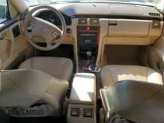 2000 Mercedes-Benz E-Class AWD with VIN WDBJF82G0YX029026, listed as a Copart auction lot 78106604 with 134,482 mi miles and Salvage Title. Bid and sale history available at carsss.com. Image 8.