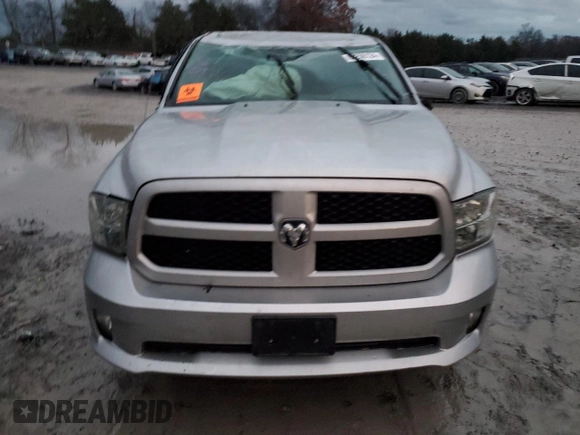 2016 Ram 1500 Tradesman z VIN 1C6RR7KTXGS214027, wystawiony jako Copart lot #83206124 z przebiegiem 137 324 mil mil oraz Szkoda całkowita • Salvage title. Historia ofert i sprzedaży dostępna na DreamBid. Obrazek 5.