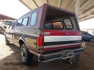 1990 Ford F-250 with VIN 1FTHX25G3LKB31027, listed as a IAAI auction lot 41985838 with 86,502 mi miles and . Bid and sale history available at DreamBid. Image 3.