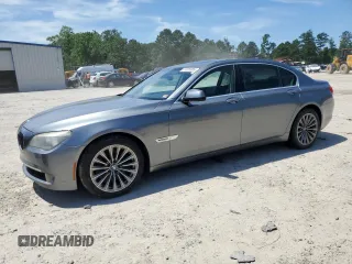 2011 BMW 7 Series 750Li с VIN WBAKB8C58BCY64611, выставлен на аукционе Copart как лот 61205805 с пробегом 135 930 миль миль и Чистый • Clean title. История ставок и продаж доступна на DreamBid. Изображение 1.