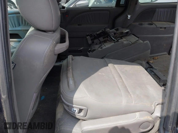 2009 Honda Odyssey EX-L with VIN 5FNRL38629B024694, listed as a IAAI auction lot 41958258 with 209,009 mi miles. Bid and sale history available at carsss.com. Image 8.