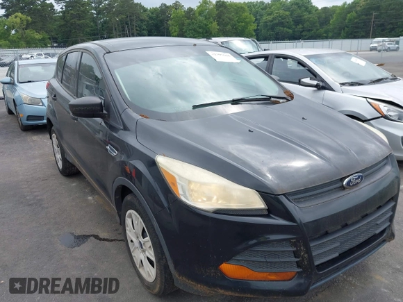 2014 Ford Escape S с VIN 1FMCU0F7XEUC01325, выставлен на аукционе IAAI как лот 42397636 с пробегом 194 949 миль миль и . История ставок и продаж доступна на DreamBid. Изображение 1.