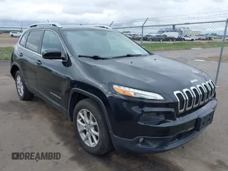 2017 Jeep Cherokee Latitude z VIN 1C4PJLCB0HW514580, wystawiony jako IAAI lot #42173506 z przebiegiem 54 895 mil mil oraz . Historia ofert i sprzedaży dostępna na DreamBid. Obrazek 1.