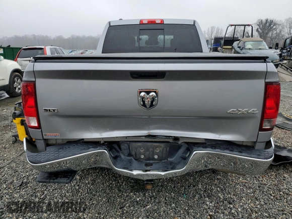 2020 Ram 1500 SLT z VIN 1C6RR7TT4LS101697, wystawiony jako Copart lot #41468745 z przebiegiem 125 947 mil mil oraz Szkoda całkowita • Salvage title. Historia ofert i sprzedaży dostępna na DreamBid. Obrazek 6.