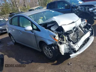 2010 Toyota Prius II with VIN JTDKN3DUXA0006835, listed as a IAAI auction lot 41329631 with 1 mi miles. Bid and sale history available at carsss.com. Image 1.