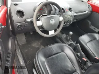 2006 Volkswagen Beetle z VIN 3VWRF31YX6M323261, wystawiony jako Copart lot #87218704 z przebiegiem 81 540 mil mil oraz Szkoda całkowita • Salvage title. Historia ofert i sprzedaży dostępna na DreamBid. Obrazek 8.