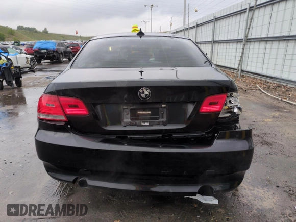 2009 BMW 3 Series 335i z VIN WBAWB73519P046670, wystawiony jako Copart lot #59224195 z przebiegiem 117 595 mil mil oraz Szkoda całkowita • Salvage title. Historia ofert i sprzedaży dostępna na DreamBid. Obrazek 6.