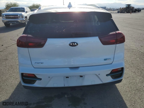 2020 Kia Niro EV EX Premium with VIN KNDCE3LG8L5080860, listed as a Copart auction lot 72027334 with 44,903 mi miles and Salvage Title. Bid and sale history available at carsss.com. Image 6.