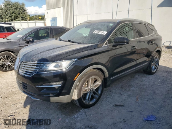 2017 Lincoln MKC Reserve with VIN 5LMCJ3D91HUL14029, listed as a Copart auction lot 87062044 with 122,853 mi miles and Salvage Title. Bid and sale history available at DreamBid. Image 1.