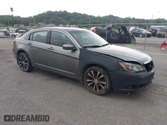 2011 Chrysler 200 S with VIN 1C3BC8FG8BN577534, listed as a IAAI auction lot 39972683 with 203,245 mi miles and . Bid and sale history available at carsss.com. Image 1.