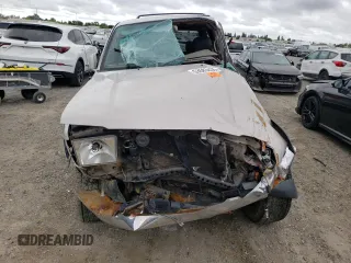 1997 Toyota 4Runner SR5 z VIN JT3HN86R8V0091393, wystawiony jako Copart lot #53583435 z przebiegiem 232 381 mil mil oraz Szkoda całkowita • Salvage title. Historia ofert i sprzedaży dostępna na DreamBid. Obrazek 5.