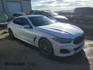 2021 BMW 8 Series M850i with VIN WBAGV8C07MCF61729, listed as a Copart auction lot 68120413 with 31,853 mi miles. Bid and sale history available at carsss.com. Image 4.
