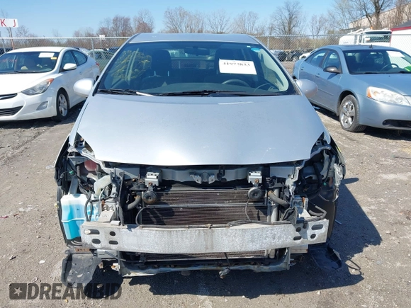 2011 Toyota Prius I with VIN JTDKN3DU0B0319068, listed as a IAAI auction lot 41972833 with 198,761 mi miles. Bid and sale history available at carsss.com. Image 13.
