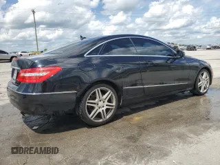 2010 Mercedes-Benz E 350 with VIN WDDKJ5GB0AF007786, listed as a Copart auction lot 54393485 with 129,573 mi miles and Salvage Title. Bid and sale history available at carsss.com. Image 3.
