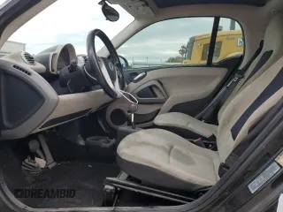 2011 Smart fortwo Pure with VIN WMEEJ3BA5BK438144, listed as a Copart auction lot 51934465 with 135,584 mi miles and Salvage title. Bid and sale history available at DreamBid. Image 7.