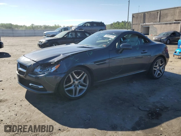 2015 Mercedes-Benz SLK-Class SLK 250 with VIN WDDPK4HA9FF101515, listed as a Copart auction lot 53091124 with 91,807 mi miles. Bid and sale history available at carsss.com. Image 1.