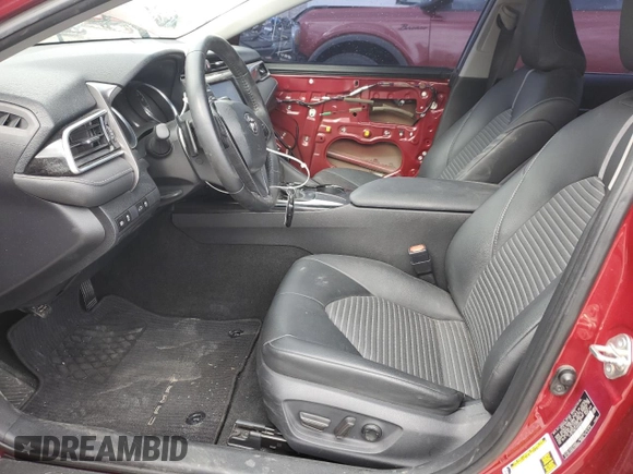 2018 Toyota Camry LE с VIN 4T1B11HK7JU556202, выставлен на аукционе Copart как лот 54951055 с пробегом 55 896 миль миль и Списание • Salvage title. История ставок и продаж доступна на DreamBid. Изображение 7.