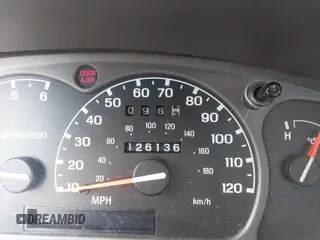 2002 Mazda B-Series 2WD Truck DS with VIN 4F4YR16U52TM18118, listed as a IAAI auction lot 41563022 with 126,136 mi miles. Bid and sale history available at carsss.com. Image 15.